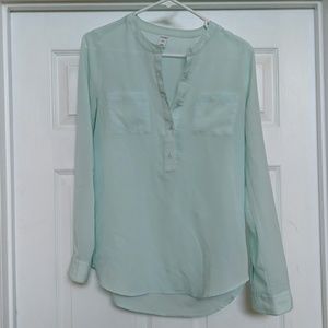 Old Navy lightweight shirt